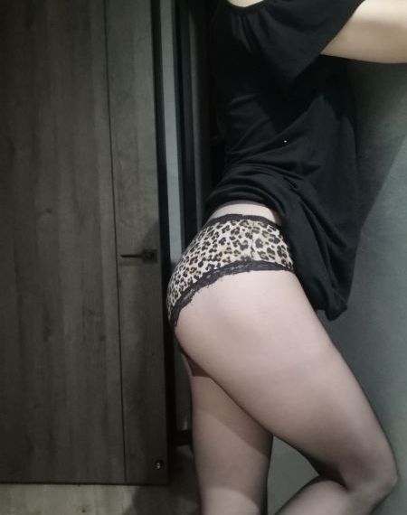 含着她的花蒂啃咬高潮免费视频_DVD全集免费观看
