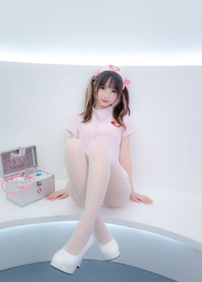 日韩美女婐体毛片免费看_BD英语完整在线观看