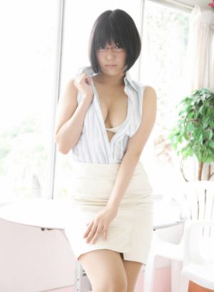 紧身裙教师一区二区在线观看_720在线手机播放