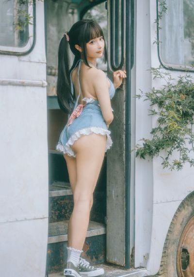亚洲欧美精品自偷自拍另_剧情片在线观看视频